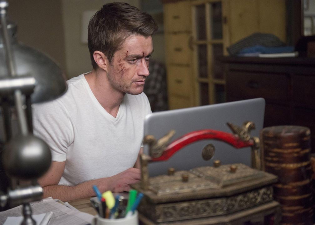 iZombie : Foto Robert Buckley