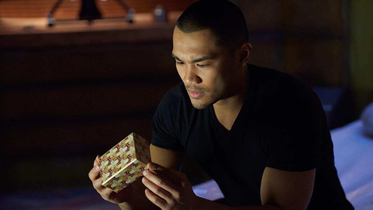 Dark Matter : Foto Alex Mallari Jr.