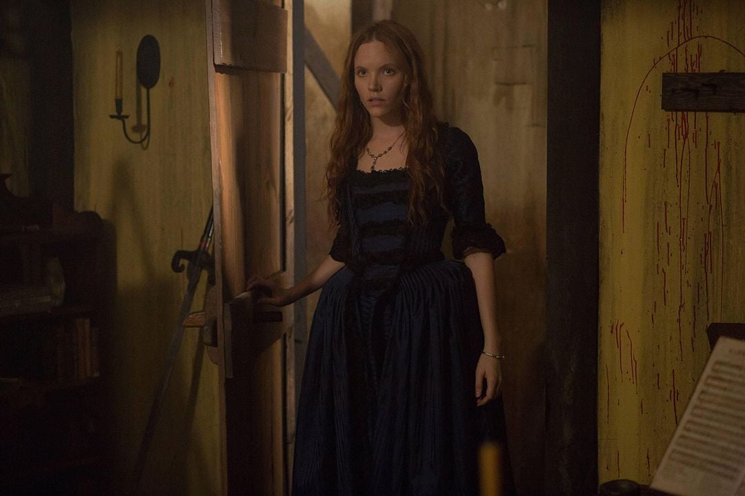 Salem : Foto Tamzin Merchant