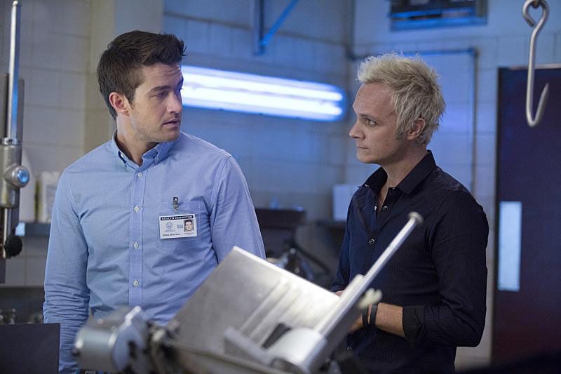 iZombie : Foto David Anders, Robert Buckley