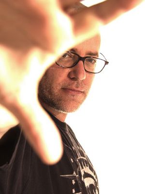 Cartel Mark Young (XII)