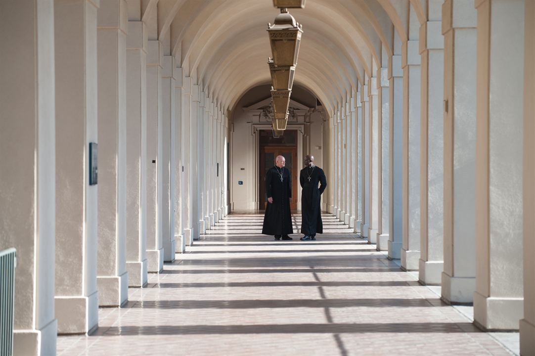 Exorcismo en el Vaticano : Foto Peter Andersson, Djimon Hounsou