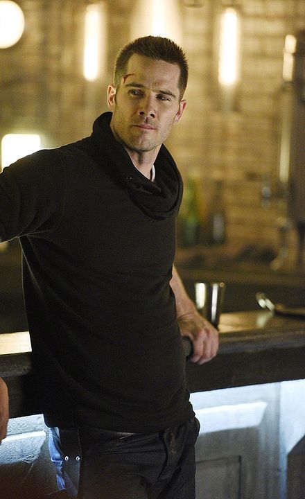 Killjoys : Foto Luke MacFarlane