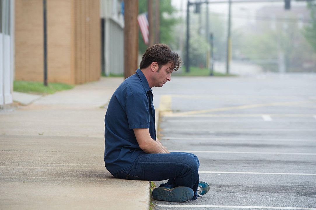 Rectify : Foto Aden Young