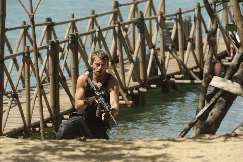 Strike Back : Foto Leo Gregory