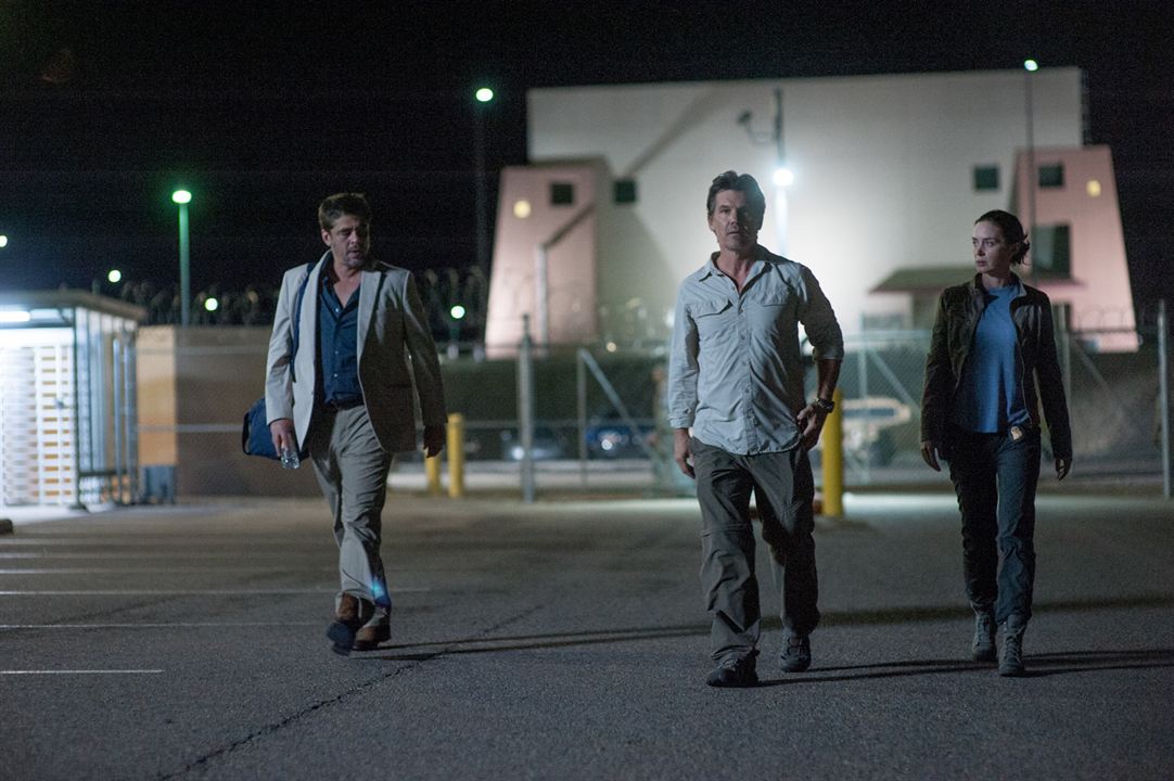 Sicario : Foto Emily Blunt, Benicio Del Toro, Josh Brolin