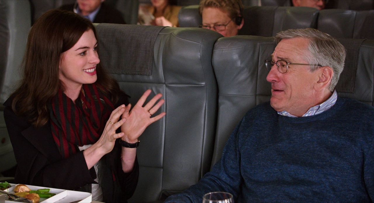 El becario : Foto Anne Hathaway, Robert De Niro