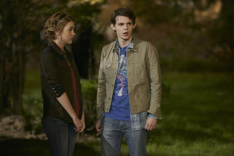 Heroes Reborn : Foto Gatlin Green, Robbie Kay