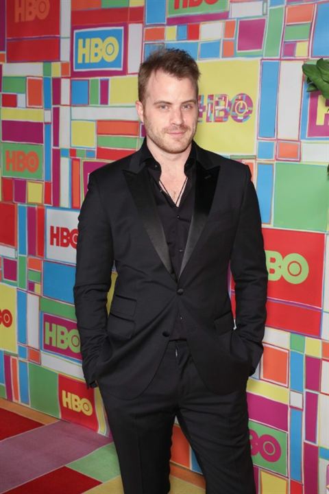 Couverture magazine Robert Kazinsky