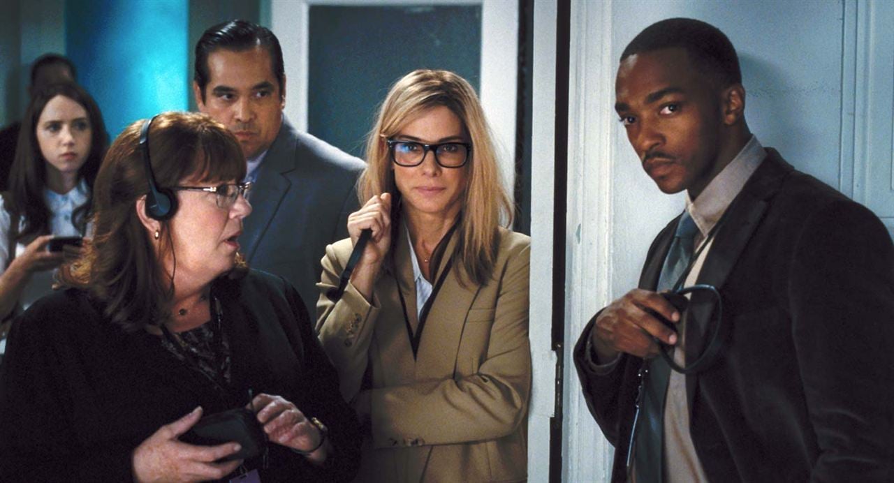 Expertos en crisis : Foto Ann Dowd, Sandra Bullock, Anthony Mackie