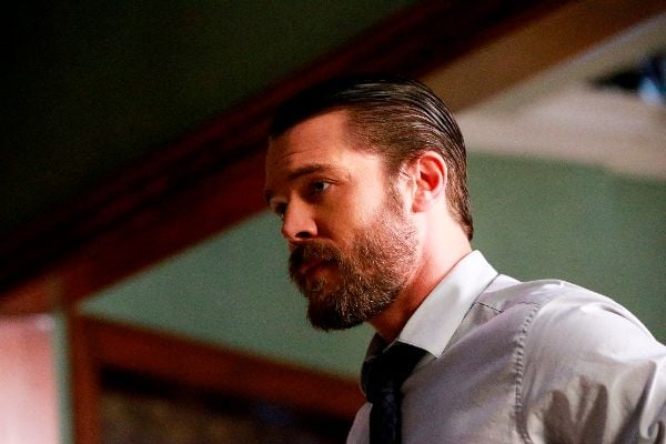 Cómo defender a un asesino : Foto Charlie Weber