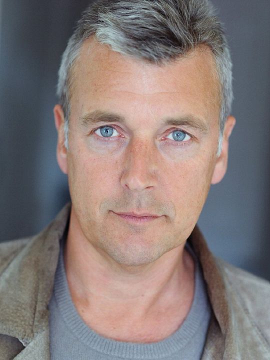 Cartel Euan Macnaughton