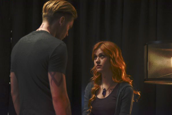 Shadowhunters : Foto Katherine McNamara, Dominic Sherwood