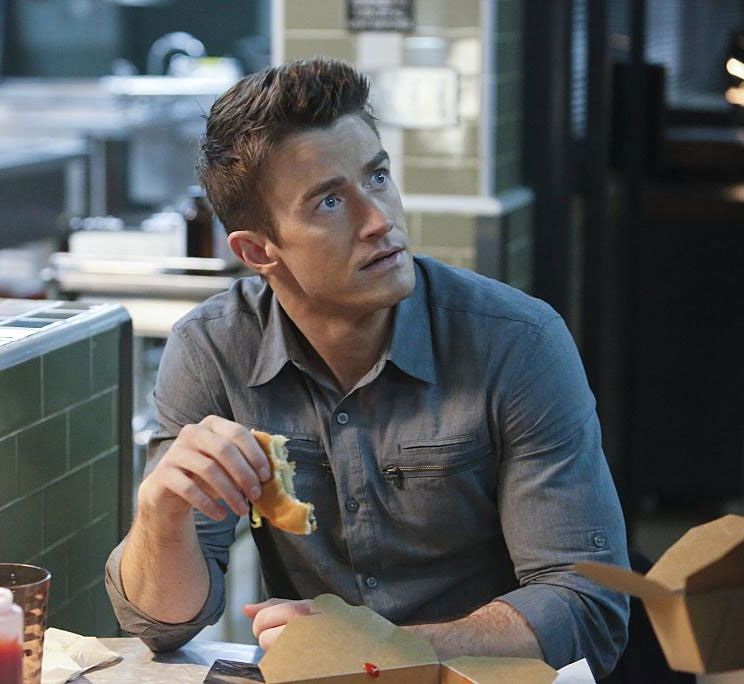 iZombie : Foto Robert Buckley