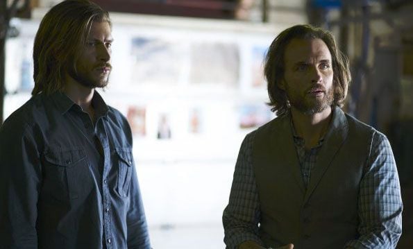 Foto Greyston Holt, Greg Bryk