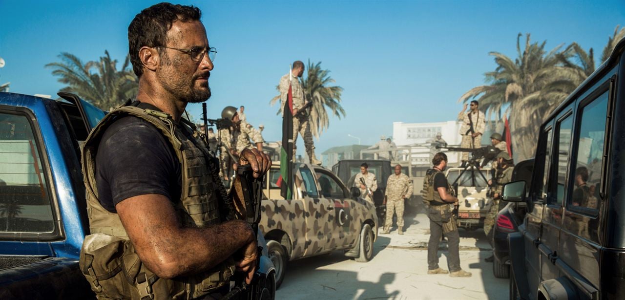 13 horas: Los soldados secretos de Bengasi : Foto Dominic Fumusa