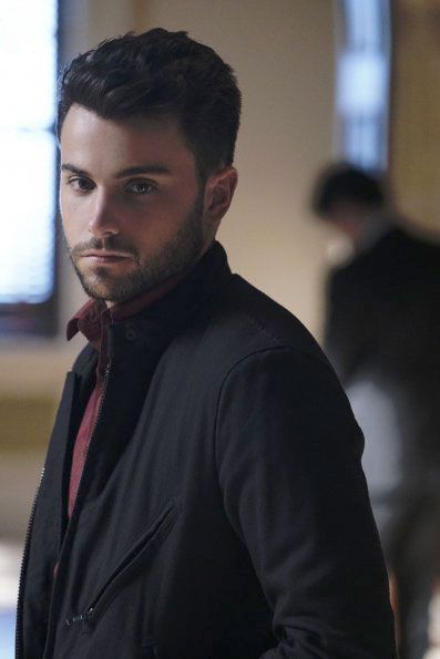 Cómo defender a un asesino : Foto Jack Falahee