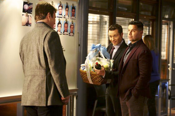 Castle : Foto Jon Huertas, Seamus Dever