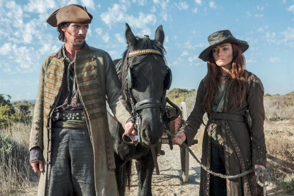 Black Sails : Foto Clara Paget, Toby Schmitz