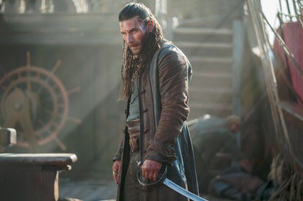 Black Sails : Foto Zach McGowan