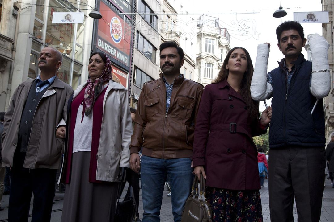 Foto Zafer Algöz, Algı Eke, Melek Baykal, Cihan Ercan