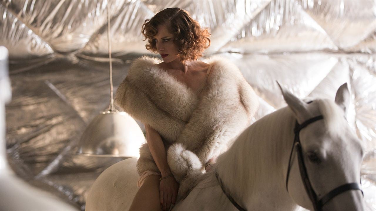 High-Rise: Sienna Guillory