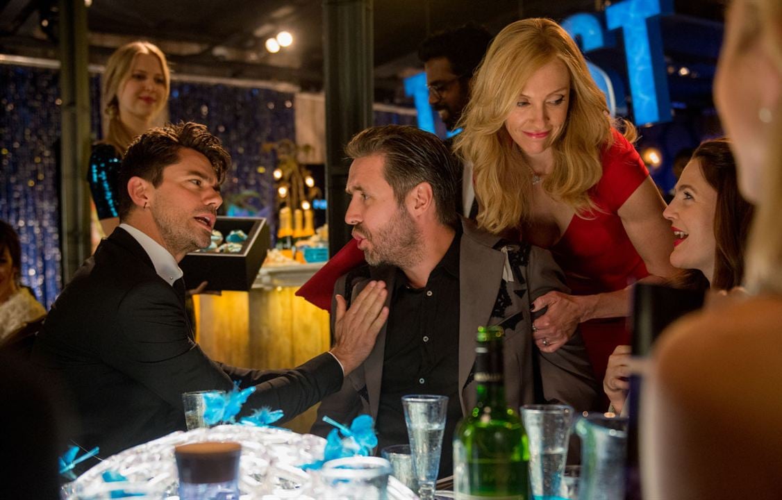 Ya te extraño : Foto Dominic Cooper, Toni Collette, Paddy Considine