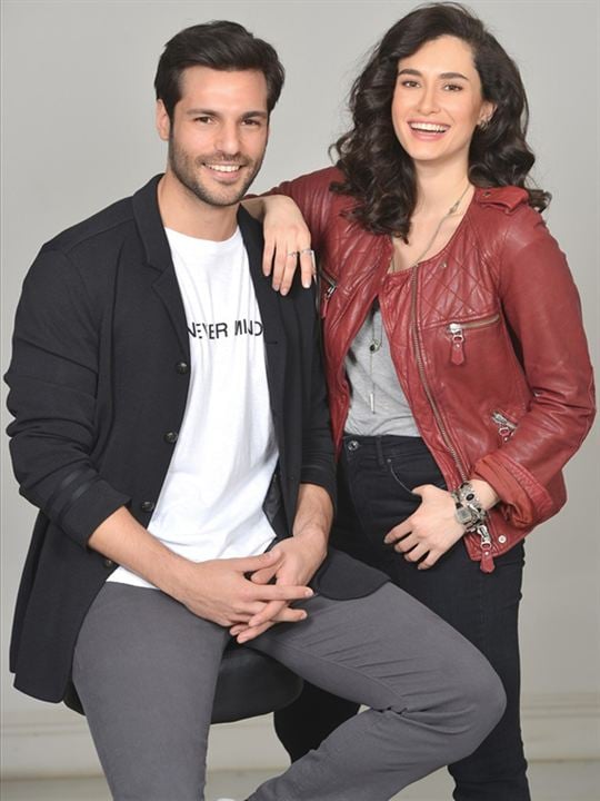 Couverture magazine Hande Doğandemir, Serkan Çayoğlu