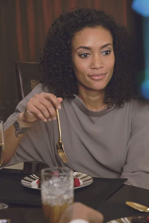 Empire (2015) : Foto Annie Ilonzeh