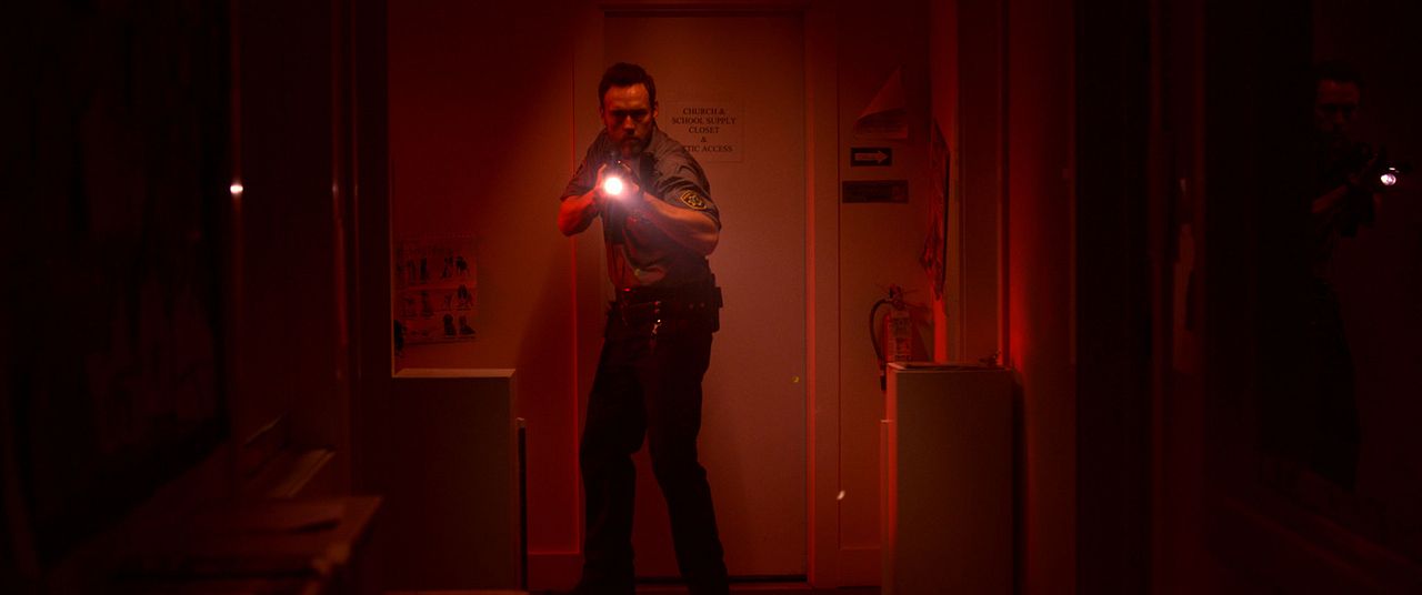 Dark Was the Night : Foto