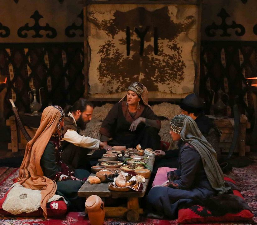 Diriliş Ertuğrul : Foto