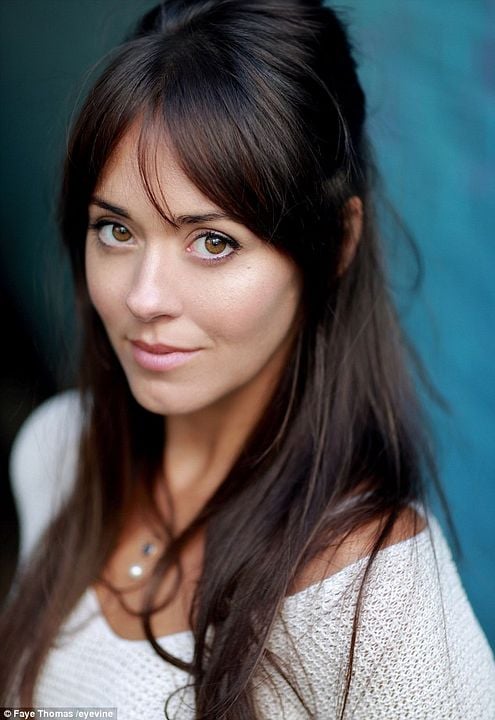 Cartel Susannah Fielding