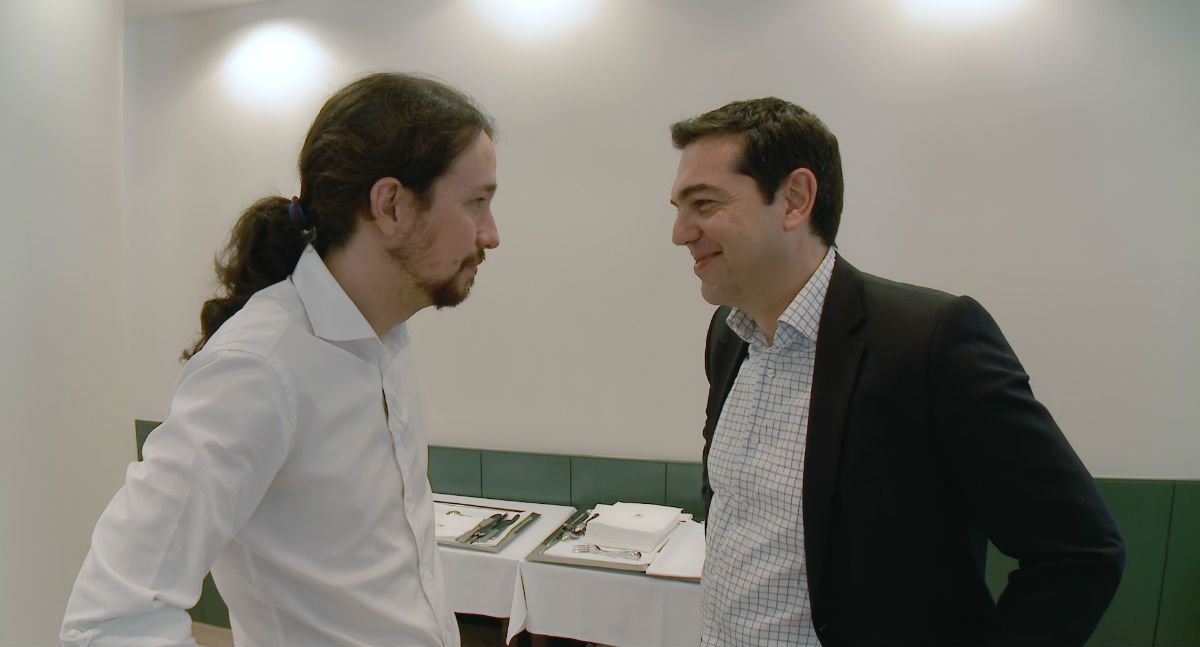 Política, Manual de Instrucciones : Foto