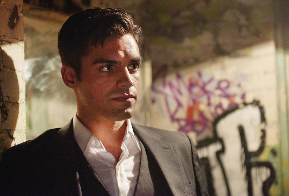 Incorporated : Foto Sean Teale