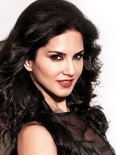 Cartel Sunny Leone