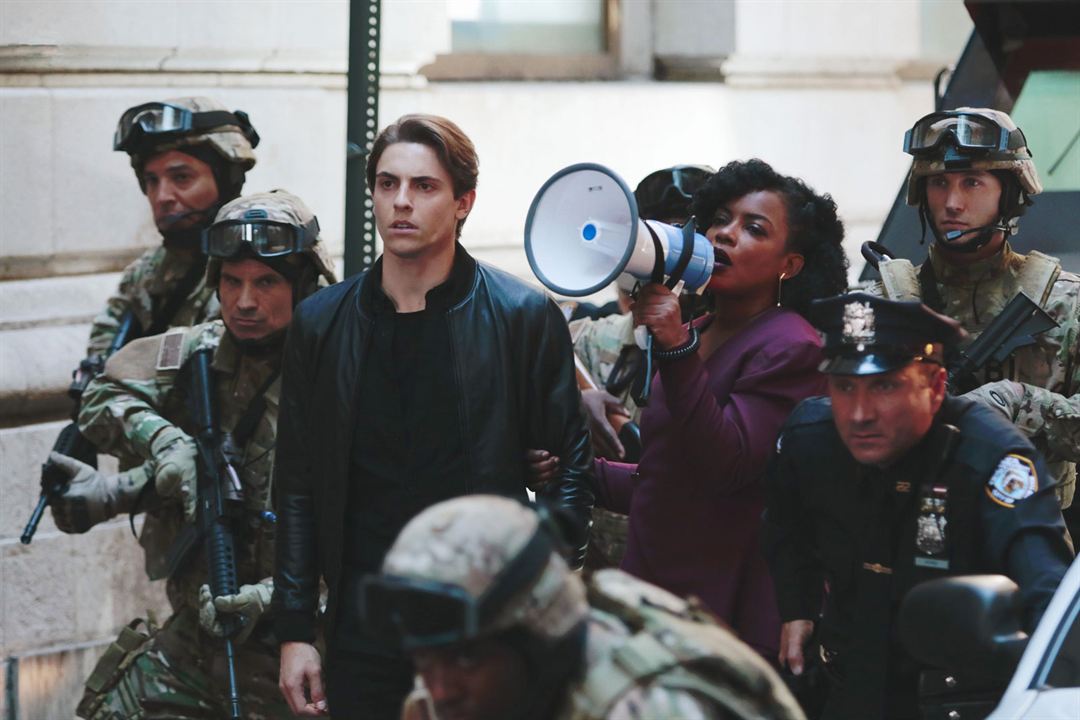 Quantico : Foto Benjamin Jones, Derek Klena, Aunjanue Ellis-Taylor