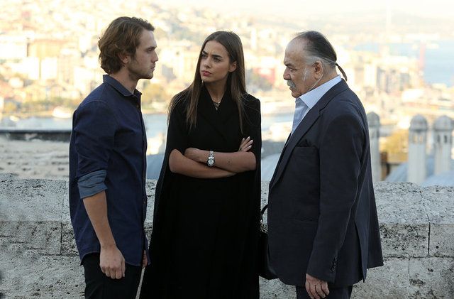 İçerde : Foto