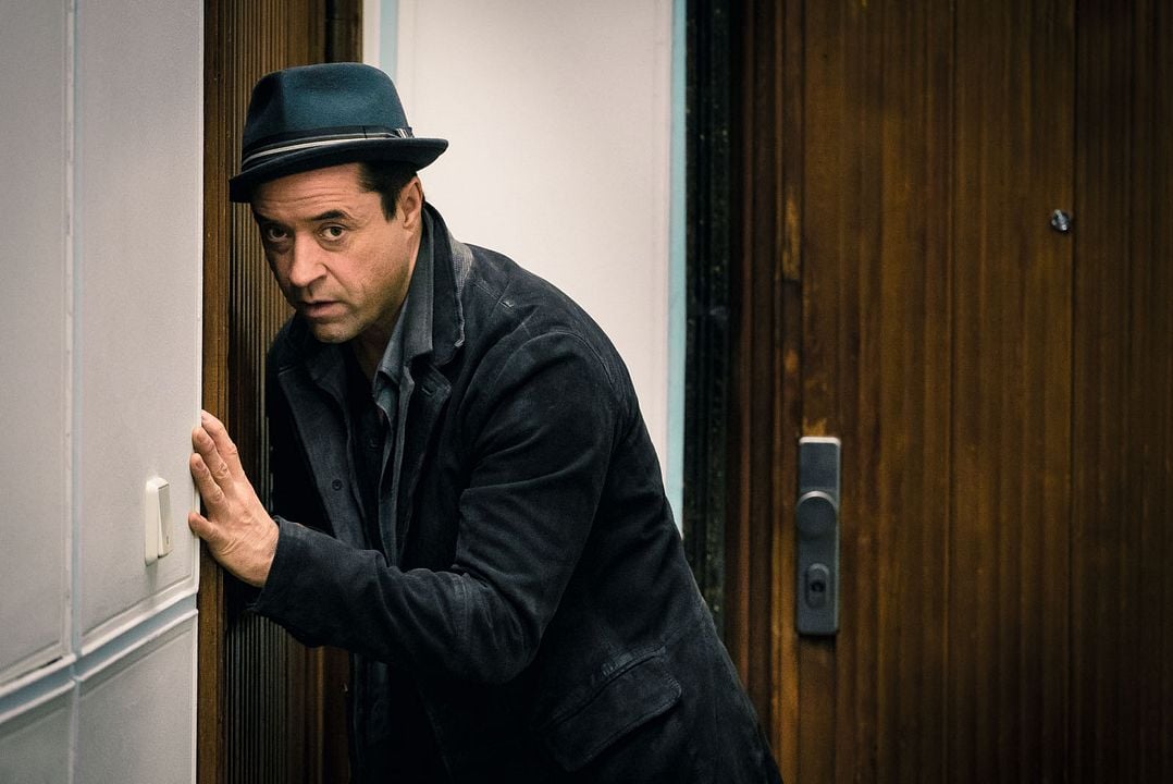 Cuatro contra el banco : Foto Jan Josef Liefers