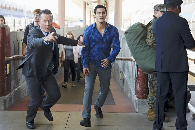 Scorpion : Foto Robert Patrick, Elyes Gabel