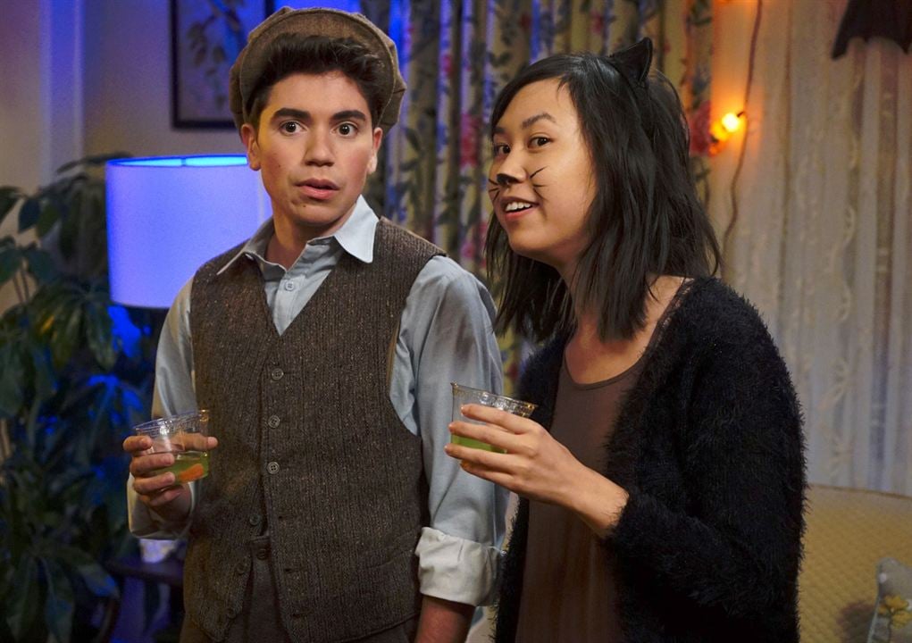 The Real O'Neals : Foto Ramona Young, Noah Galvin