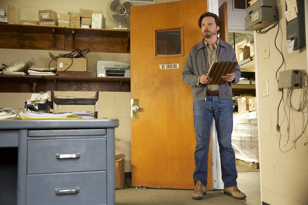 Rectify : Foto Aden Young