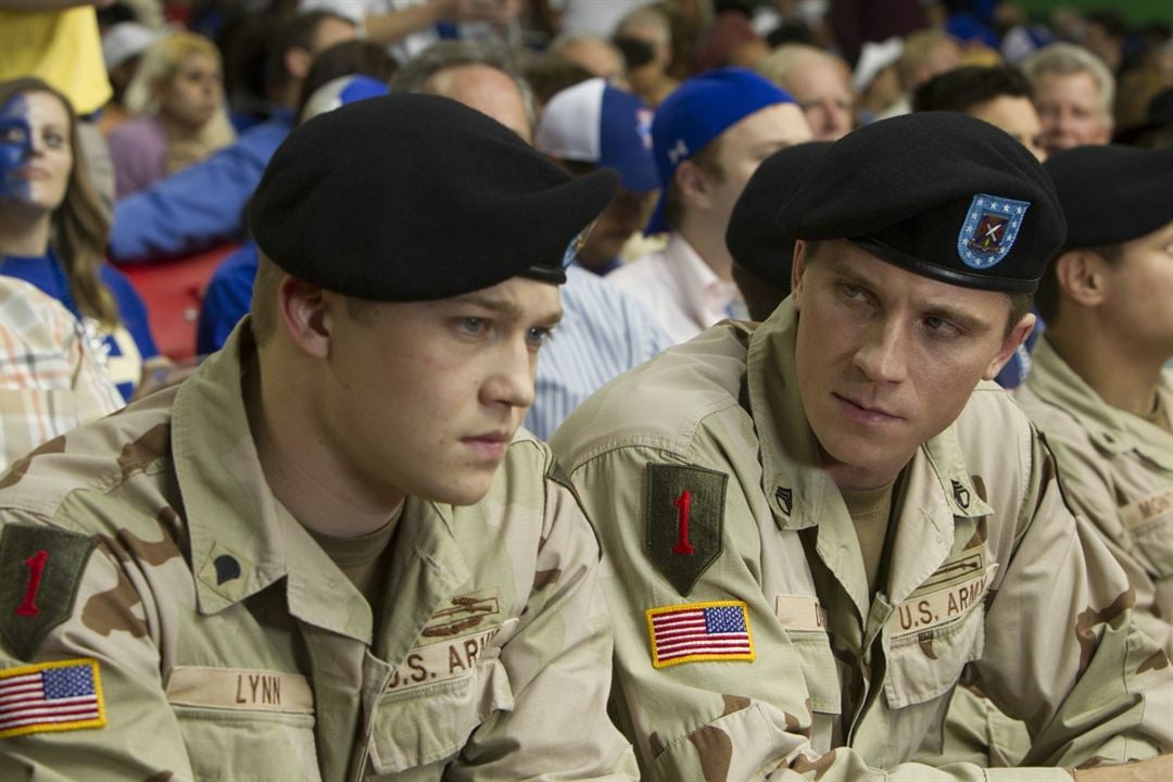 Billy Lynn : Foto Joe Alwyn, Garrett Hedlund