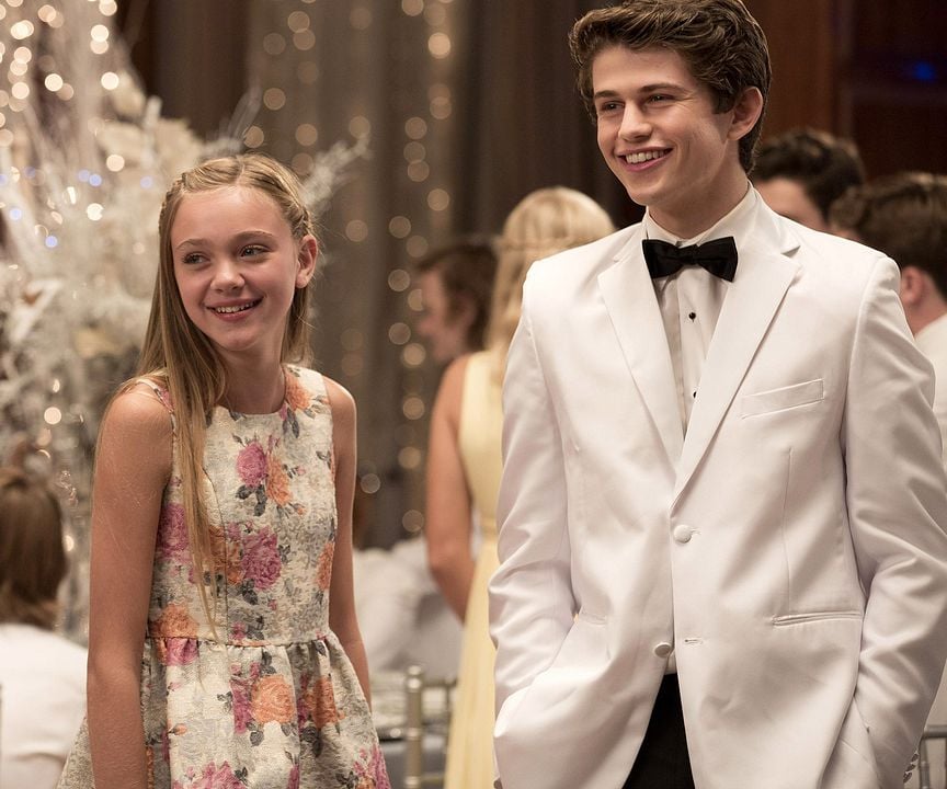 American Housewife (2016) : Foto Isabel Gravitt