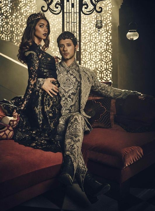 Foto Stella Maeve, Hale Appleman