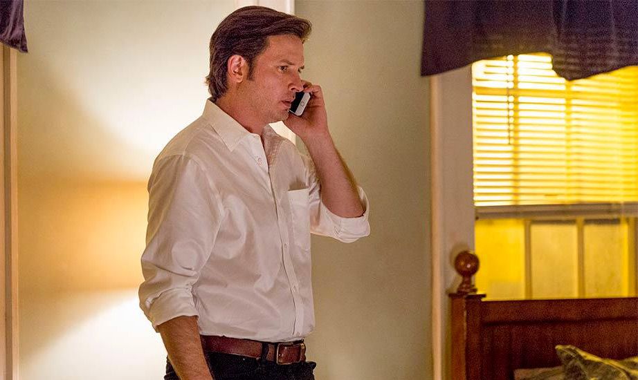 Foto Aden Young
