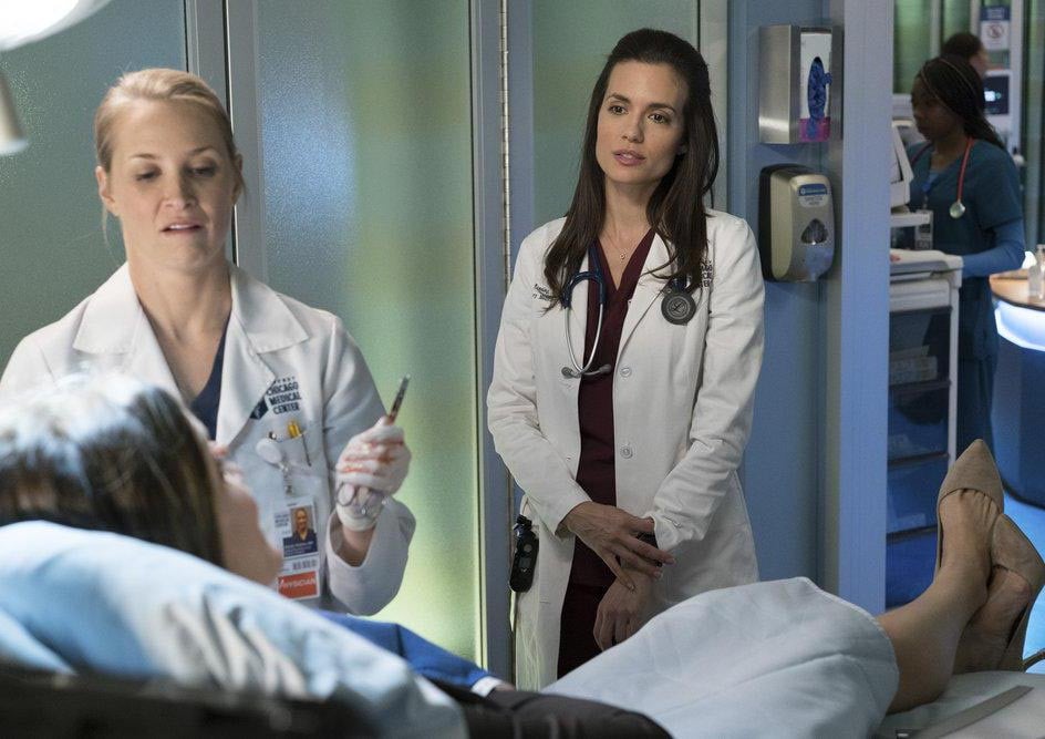 Chicago Med : Foto Torrey DeVitto