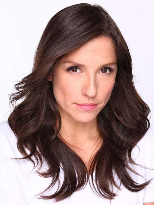 Cartel Mariana Loyola