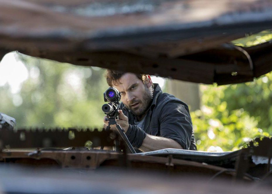 Taken (2017) : Foto Clive Standen