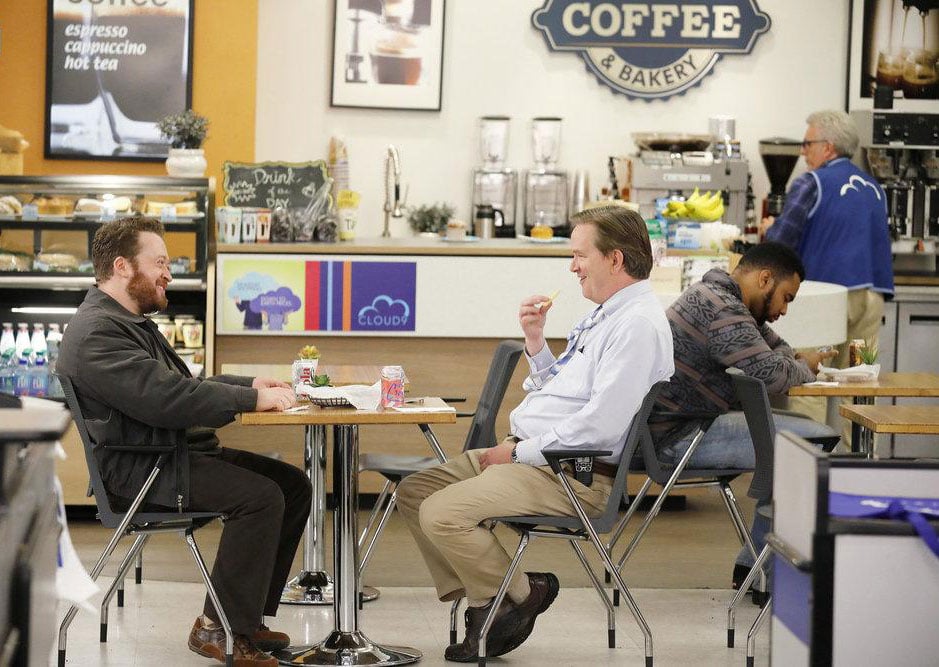 Superstore : Foto Mark McKinney, Neil Casey