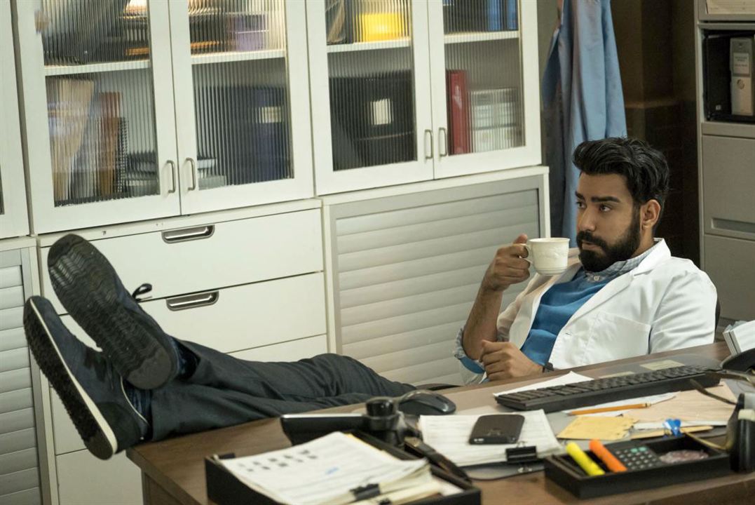 iZombie : Foto Rahul Kohli